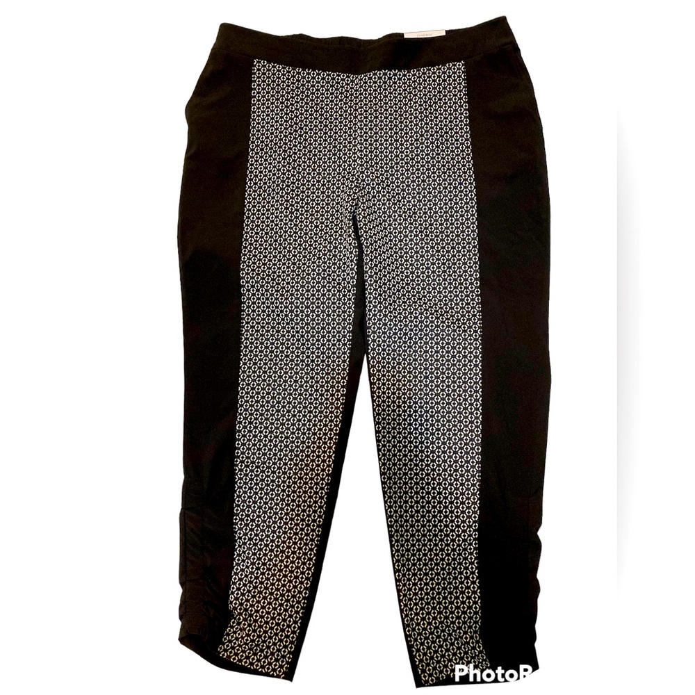 NWT Zenergy by Chico’s Two Tone Pants Jacquard White and Black Size 3 Ankle
